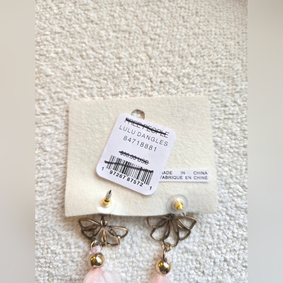 Free People, Lulu Dangles Earrings, Pink Velvet Ribbon, NWT! - Picture 8 of 8